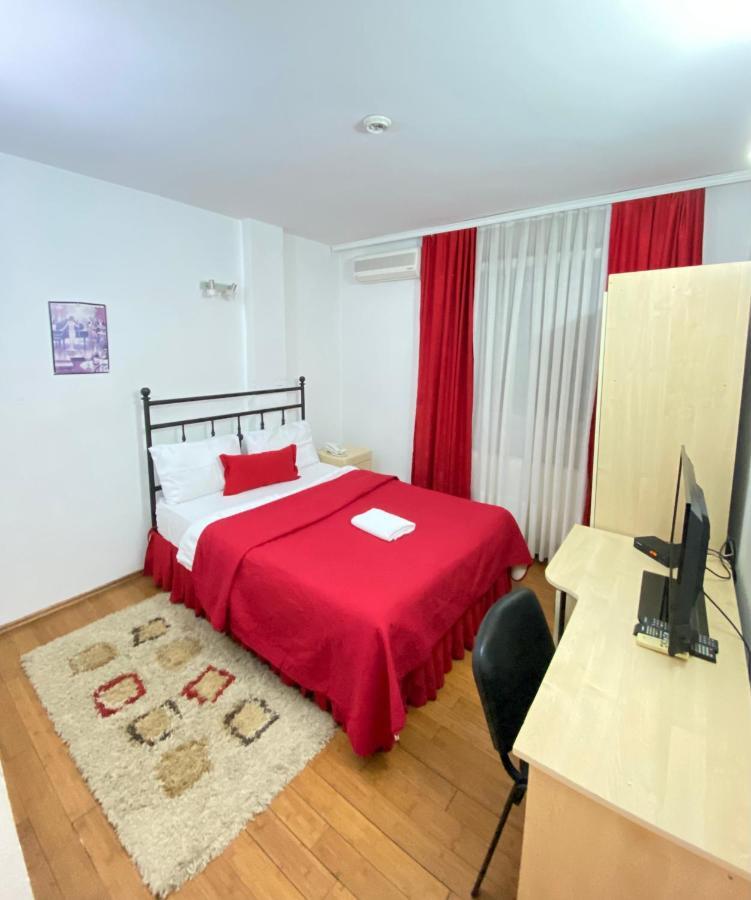 Hotel Sara & Spa Pristina Kültér fotó