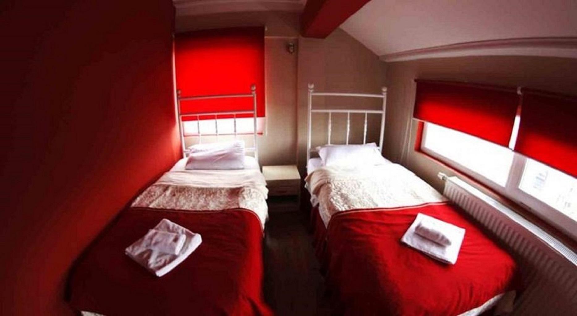 Hotel Sara & Spa Pristina Kültér fotó