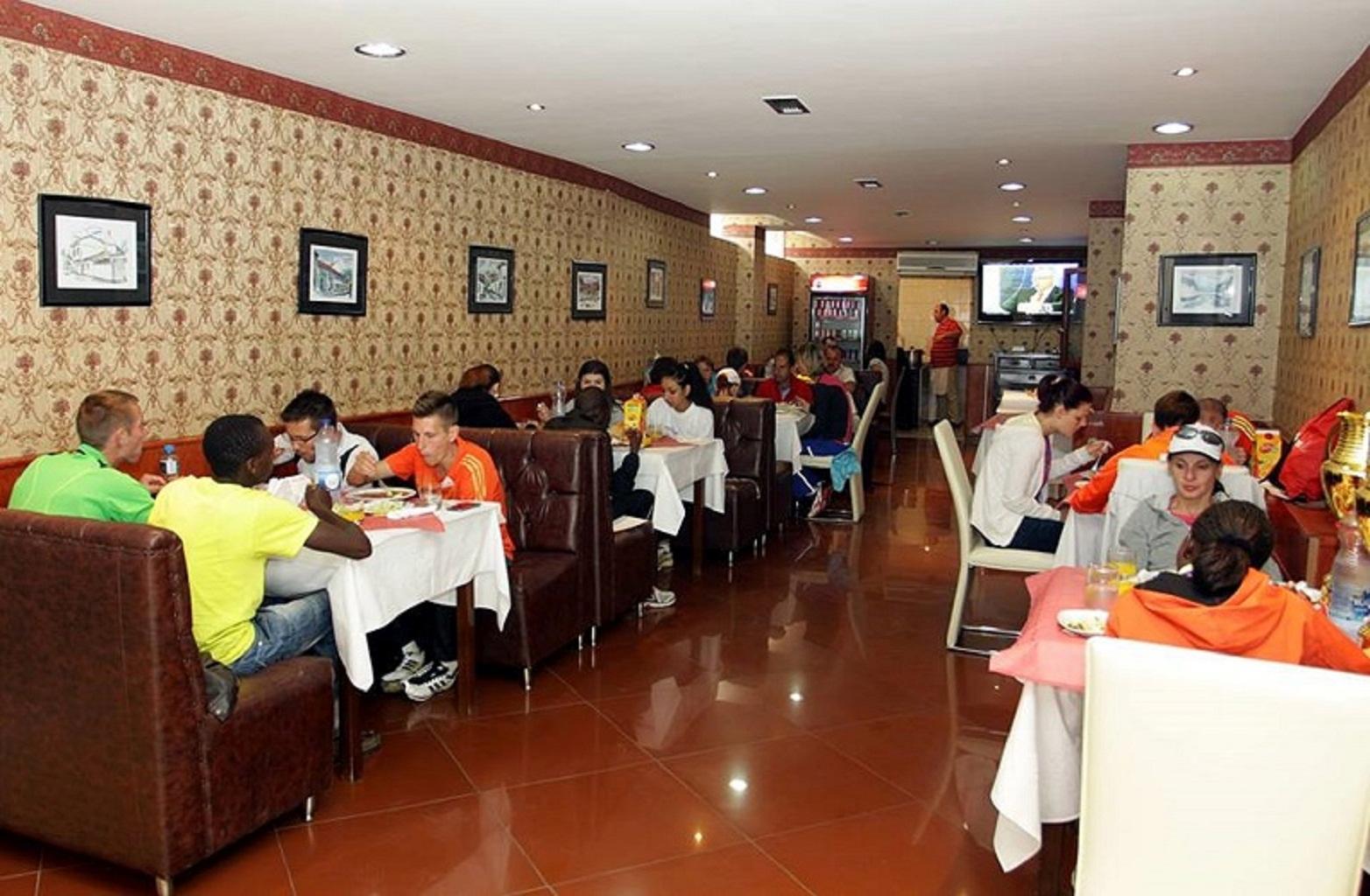 Hotel Sara & Spa Pristina Kültér fotó