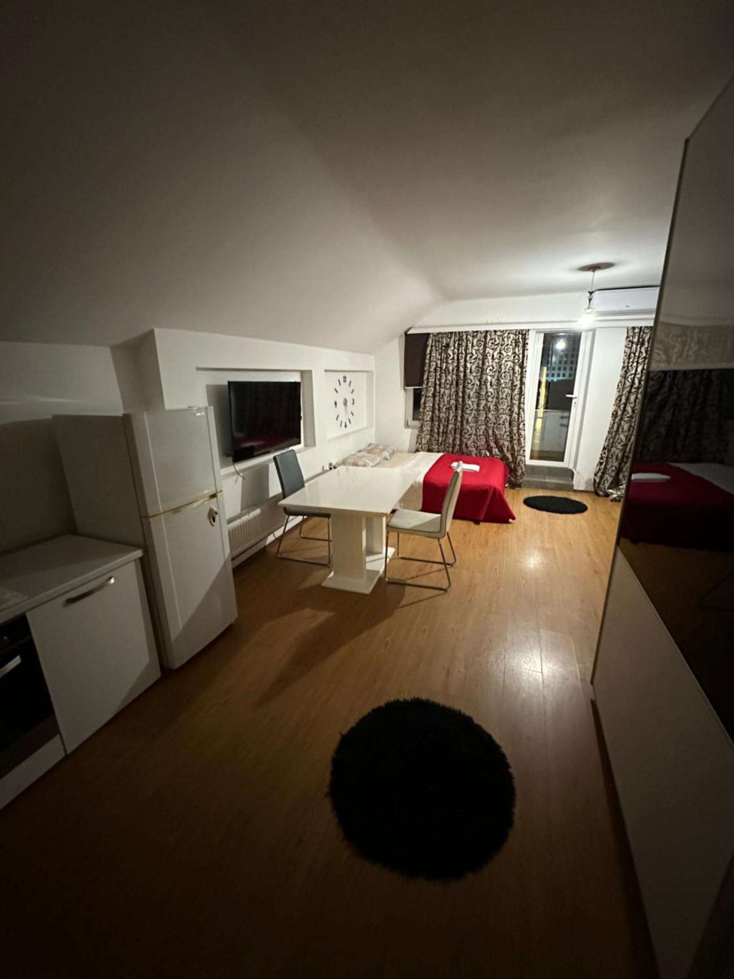 Hotel Sara & Spa Pristina Kültér fotó