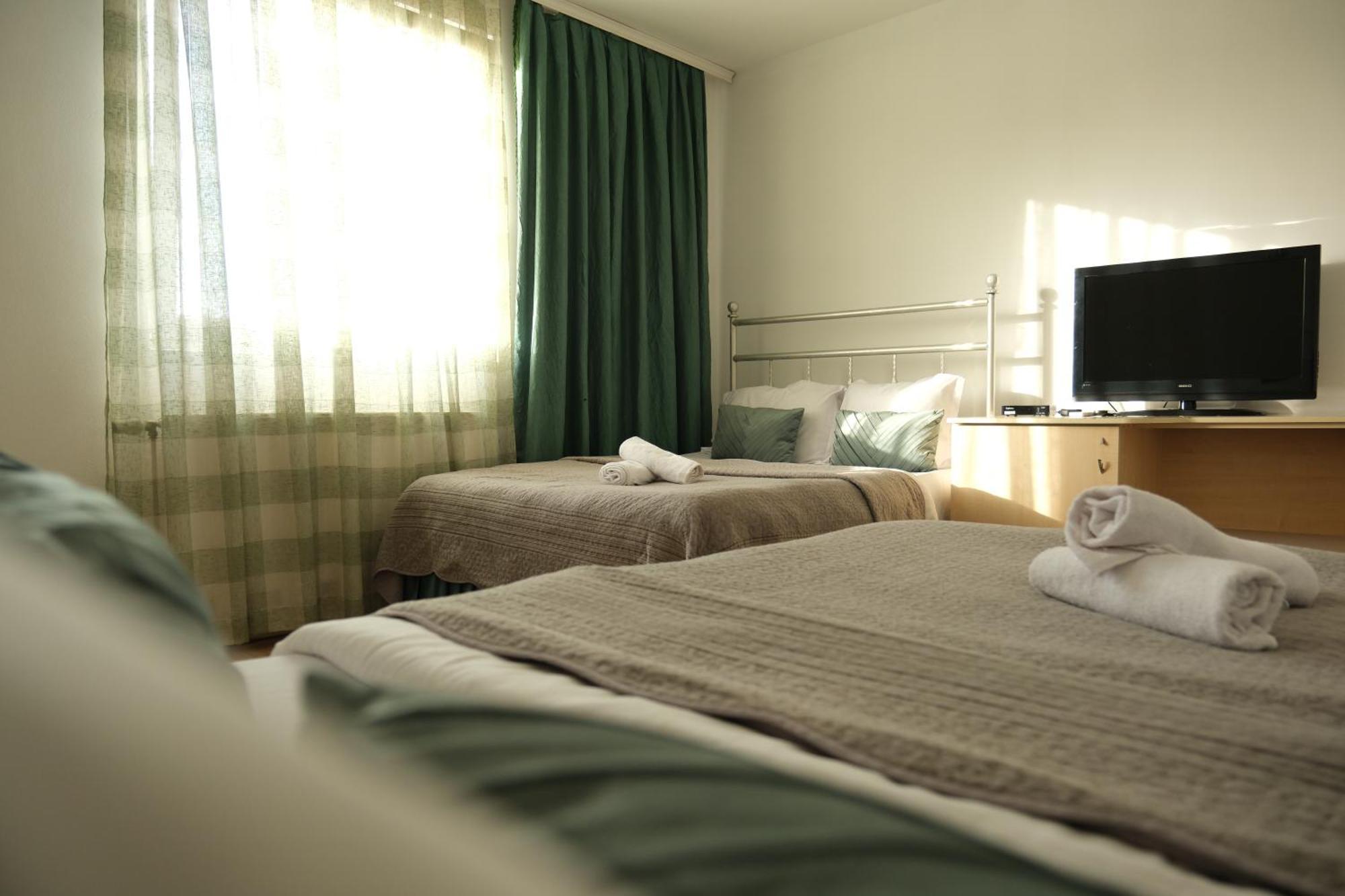 Hotel Sara & Spa Pristina Kültér fotó