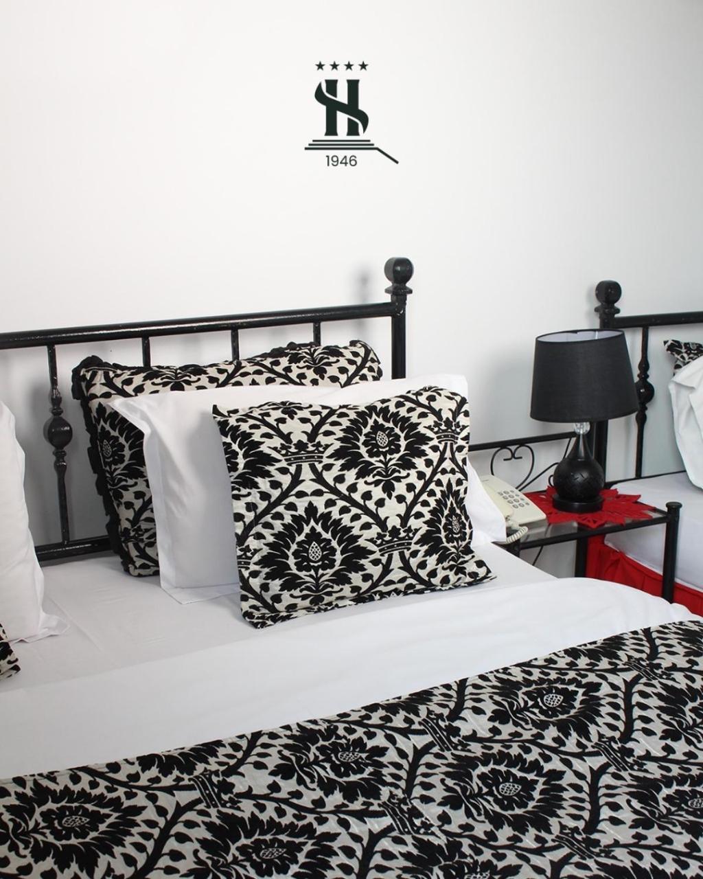 Hotel Sara & Spa Pristina Kültér fotó