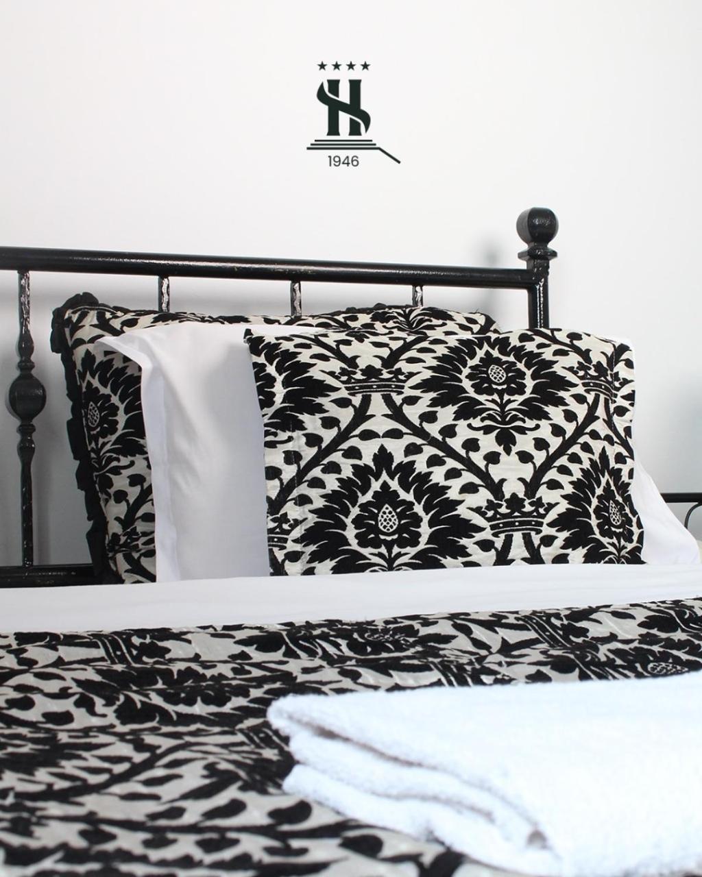 Hotel Sara & Spa Pristina Kültér fotó